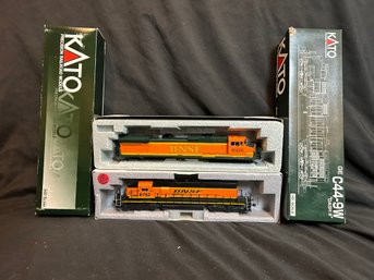 Kato SD40 And C44-9W HO Scale Powered Locomotives - BNSF