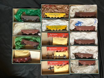 Athearn HO Scale 34ft And 40ft Hoppers - ATSF, Peabody, Southern, CB&Q, KGBW, UP