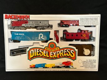 Bachmann HO Electric Train Set Diesel Express (#1)