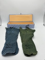 Shoe Mittens With Quilted Box