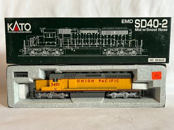 Kato EMD SD40-2 Mid W/Snoot Nose Powered Locomotive - Union Pacific (#3)