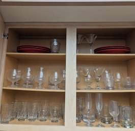 Large Lots Of Glass With Red Dishes