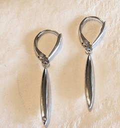 JCM 14 KT White Gold Teardrop Earrings Gram Weight 1.30