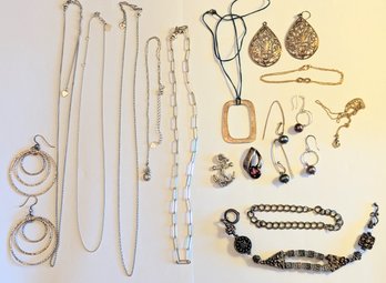 109.53 Grams Of Sterling Silver Jewelry