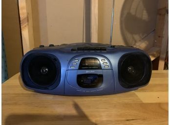 Lenoxx Sound CD/Cassette/Radio Player