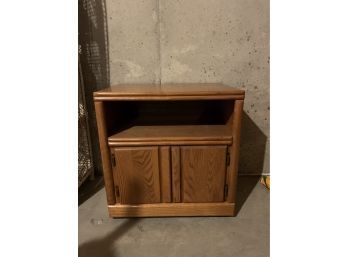 2 Door Cabinet/tV Stand