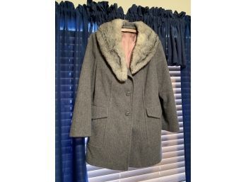 M/L Vintage Noble Fashions Coat