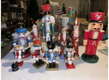 Santas And Nutcrackers