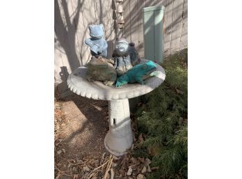 Bird Bath Full Of Frog Garden Decor