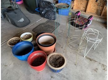 Pots And Plant Stands