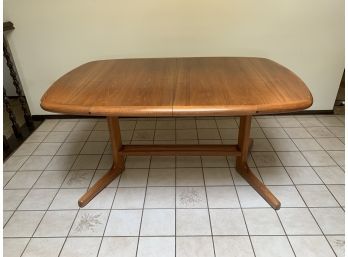 D-scan Mid Century Hidden Leaf Teak Dining Table