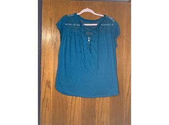 No Boundaries Teal Shirt Size 2XL