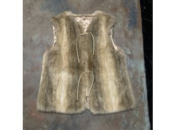 Vintage Cheyenne By Hillmor Faux Fur Tie Front Vest