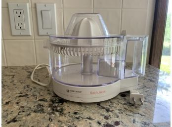 Black & Decker Handy Electric Juicer