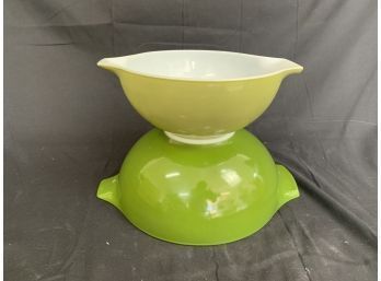 Vintage Pyrex Verde Cinderella Mixing Bowls