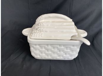 Himark White Soup Tureen