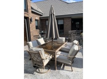 Hampton Bay Patio Dining Table With Umbrella And 6 Chairs