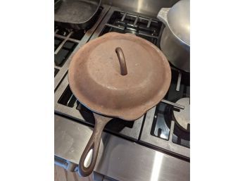 Cast Iron Pan And Lid