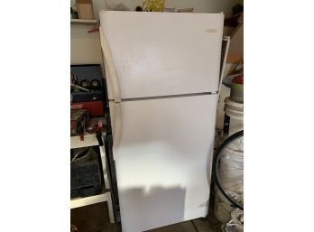 Fridgidaire Refrigerator