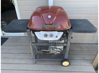 Uniflame Grill With Propane Tank