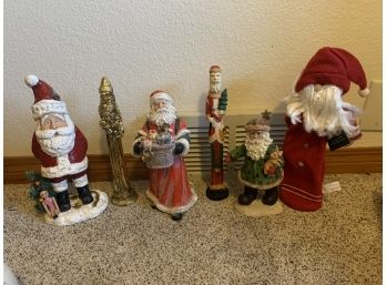 Assortment Of Santa Claus Decor (#1)