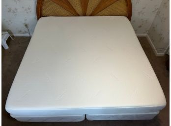 Tempur-pedic Deluxe Refresh King Size Mattress And Box Spring