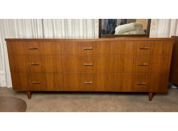 Mid Century Ricardo Lynn Low Boy 9 Drawer Dresser Chest Of Drawers 70 1/4in