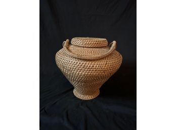 Vintage Woven Ratan Basket With Handle And Lid