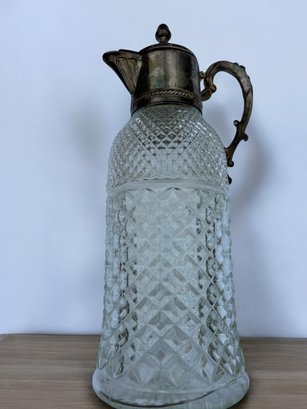 Bugnate Glass Carafe