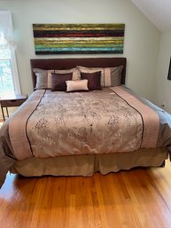 Bedding With Pillows