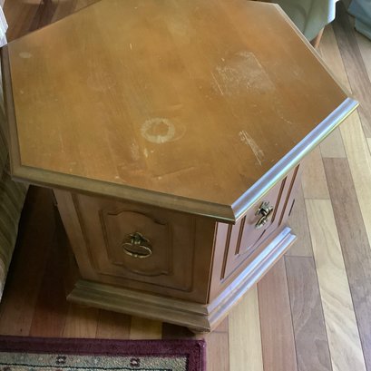 Ethan Allen Hexagon End Table, Bun Feet, 2 Sides Open Up For Storage