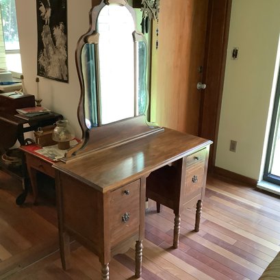 Antique 1920s Original Art Deco Vanity With Scalloped Split Mirror, Original Wheels Are Removed But Included