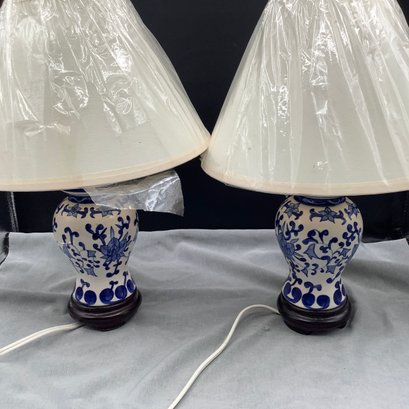 Set Of 2 Blue And White Ginger Jar Lamps