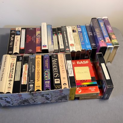 VHS. Tapes- Disney, Babe, ET, Santa, Opera, Robert De Niro, Wuthering Heights, The Beatles Live And More