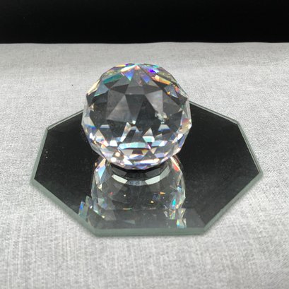 Crystal Faceted Prismatic Ball With Octagonal Mirror Display (2 Pieces)
