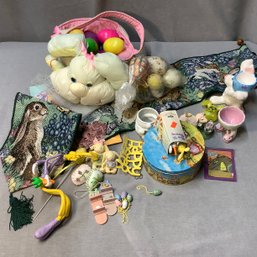 Easter Lot With Bunnies, Eggs And More, See All Photos For Contents Of Lot