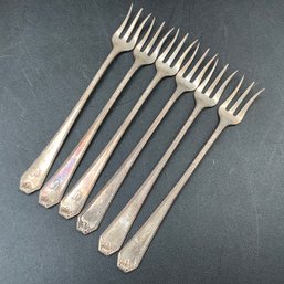 Set Of Sterling Silver G.W. Halliwell Appetizer Forks Pat Date 1910 With Storage Cloth