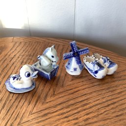4 Blue And White Miniature Porcelains, Holland Shoes, Windmill That Moves, Duck, Horse In Bathtub