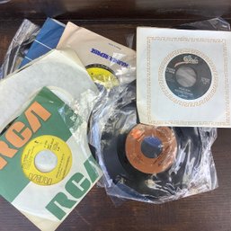 Lot Of 45s, Including Michael Jackson Billie Jean, The Temptations, And More