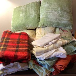 Throw Pillows, Sheets, Pillow Shams, Placemats And Blankets