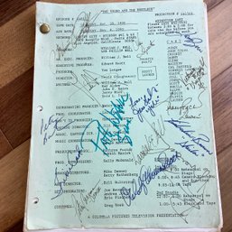Cast Autographed Official Script Of  TV Soap Opera, 'the Young And The Restless', 1990 Episode 4483