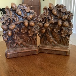 Syroco Wood Bookends With Acorn Motif