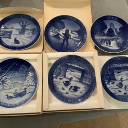 6 B&G Bing & Grondahl Royal Copenhagen Denmark Porcelain Decorator Plates, Blue And White