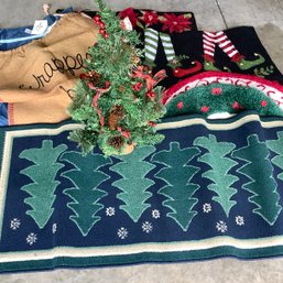 6 Ft Tall Pre-lit Christmas Tree, Rugs, Mini Christmas Tree And 2 Large Gift Sacks, 3 Wreaths