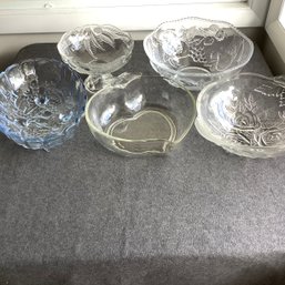5 Glass Serving Fruit Bowls, One With Blue Tint And One With Roses