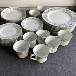 Porcelain China Set Made In Japan. 8 Cups & Saucers, 8 Plates, 7 Salad Plates, 4 Bowls