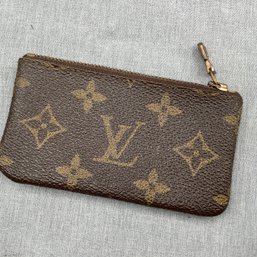 Authentic Louis Vuitton Paris Coin Puse