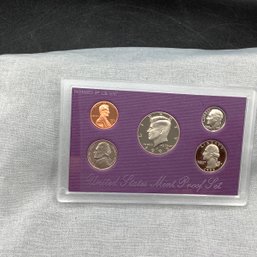 1992 US Mint Proof Coin Set With COA