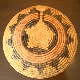 Handwoven Navajo Ts'aa Ceremonial Wedding Basket , XL Over 19 Inches