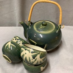 Green Asian Bamboo Design Tea Pot With Wrapped Handle And 4 Teacups